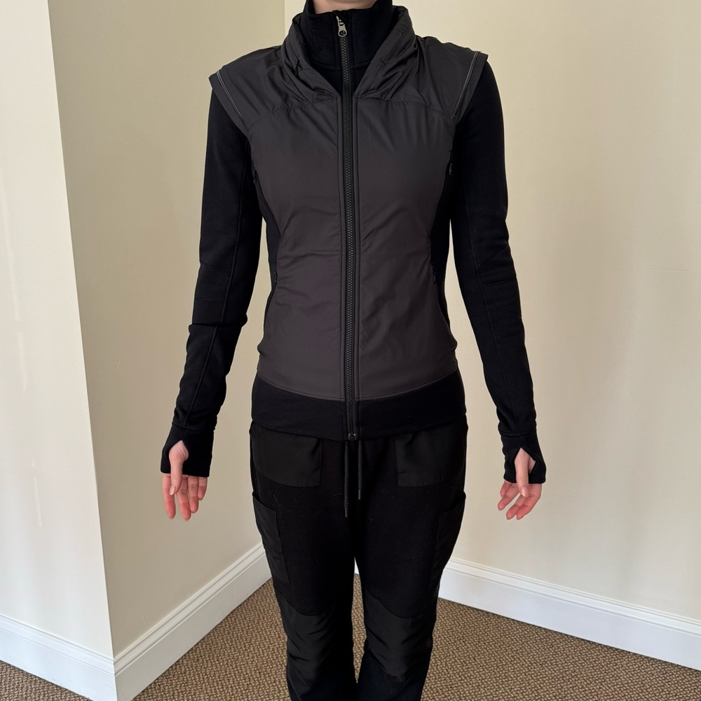 Black Lululemon Zip Up Jacket (Special Edition)